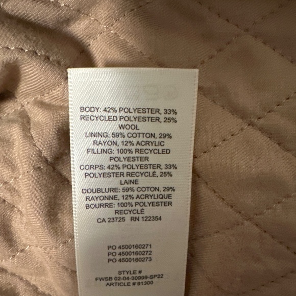 Aritzia, women’s Sunday Best Sky Shirt Collar Jacket. Tan Colour Sz small - Picture 15 of 15